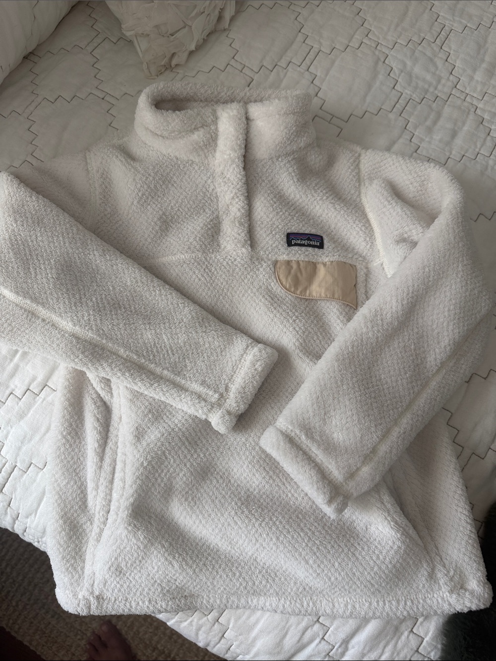 Patagonia Kids Cream-Trim White Fleece Pullover